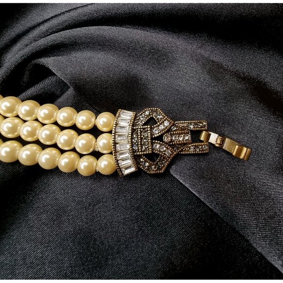 Heidi Daus Faux Pearl Bracelet With Rhinestone Clasp - Triple Strands Elegant De - Picture 4 of 4